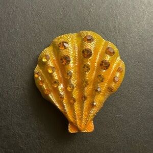 Anthropologie clam yellow  brooch